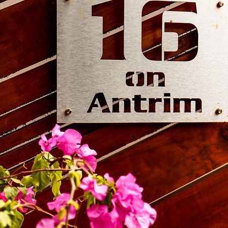 16 On Antrim Apartment Херманус Екстериор снимка